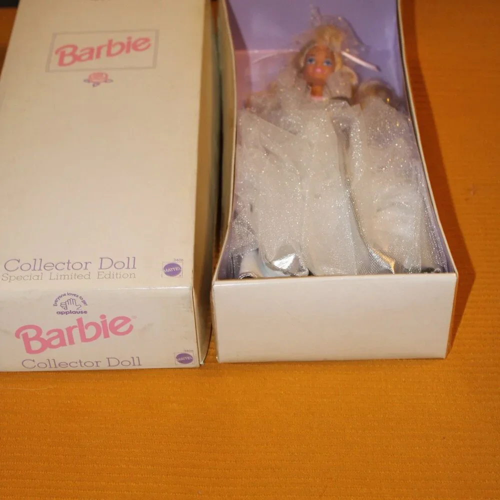 🎁 Vintage Barbie Mystery Box – 1 NIB Doll from 1989–2013 🎀